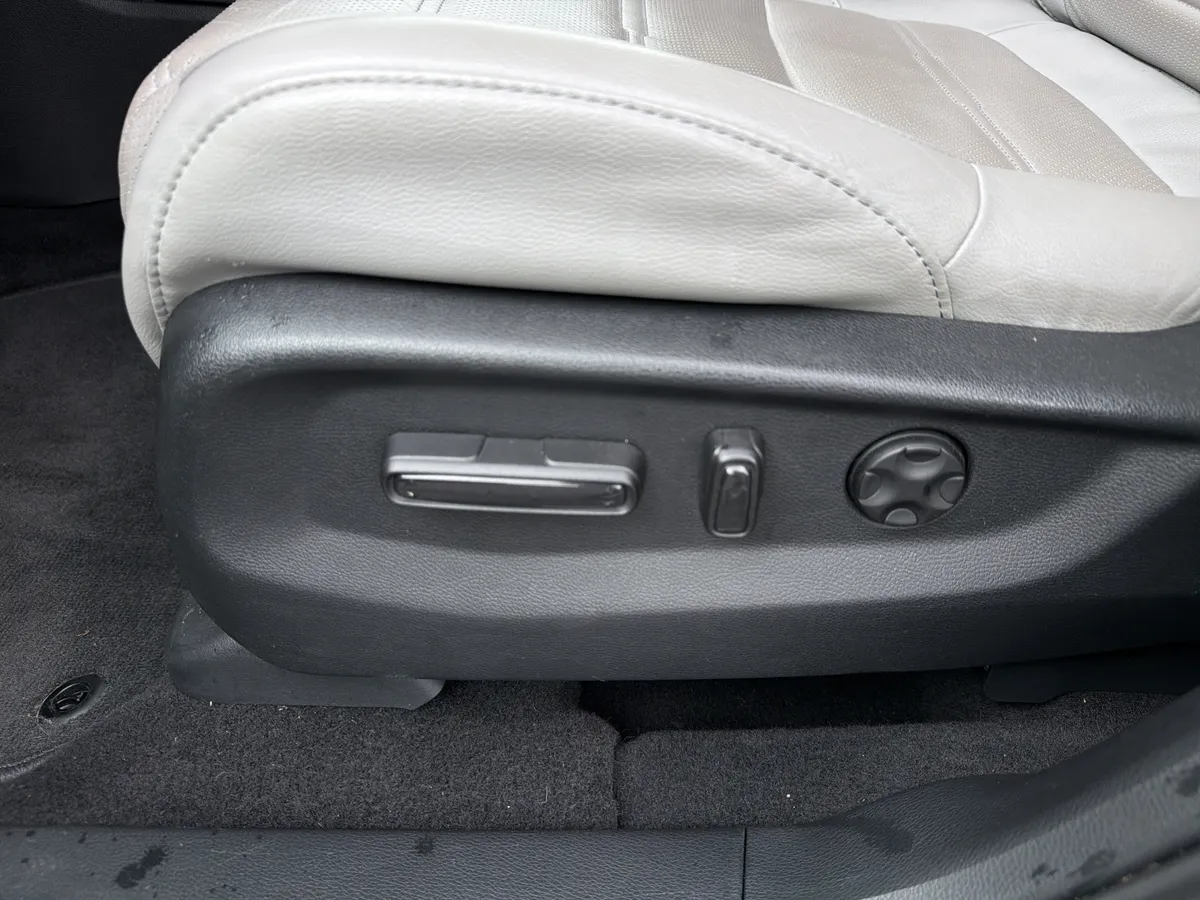 2018 Honda CR-V Touring thumbnail 24