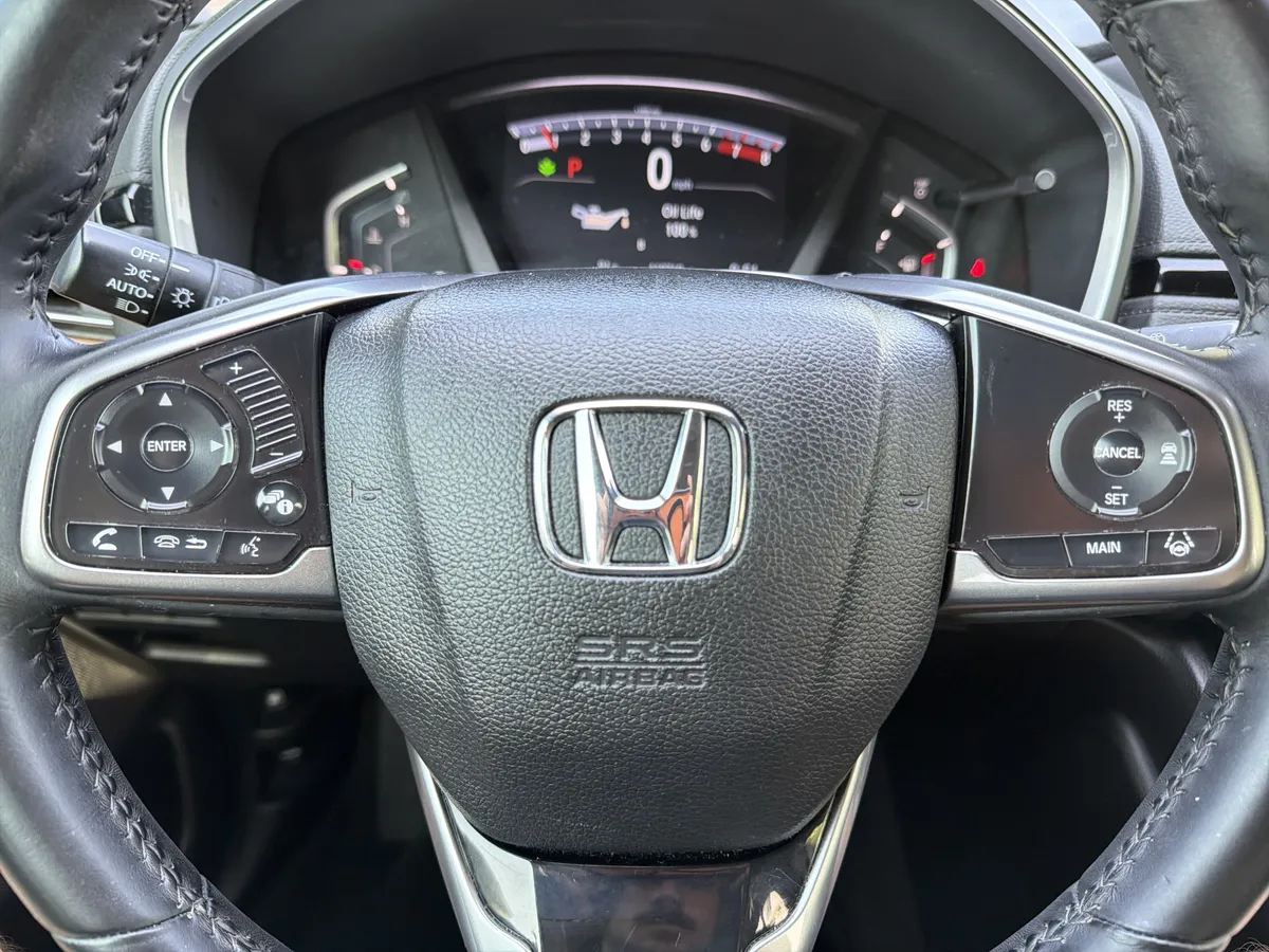 2018 Honda CR-V Touring thumbnail 11