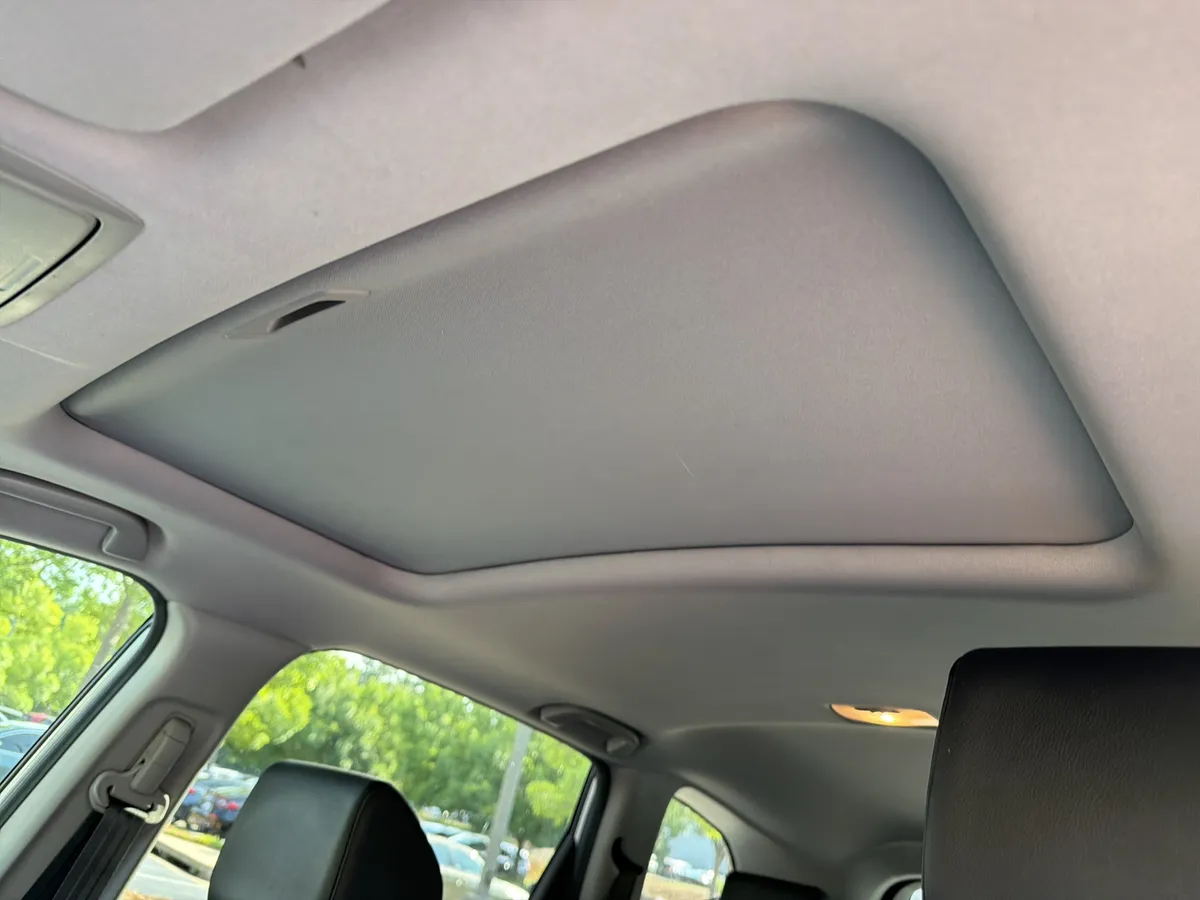 2018 Honda CR-V Touring thumbnail 16