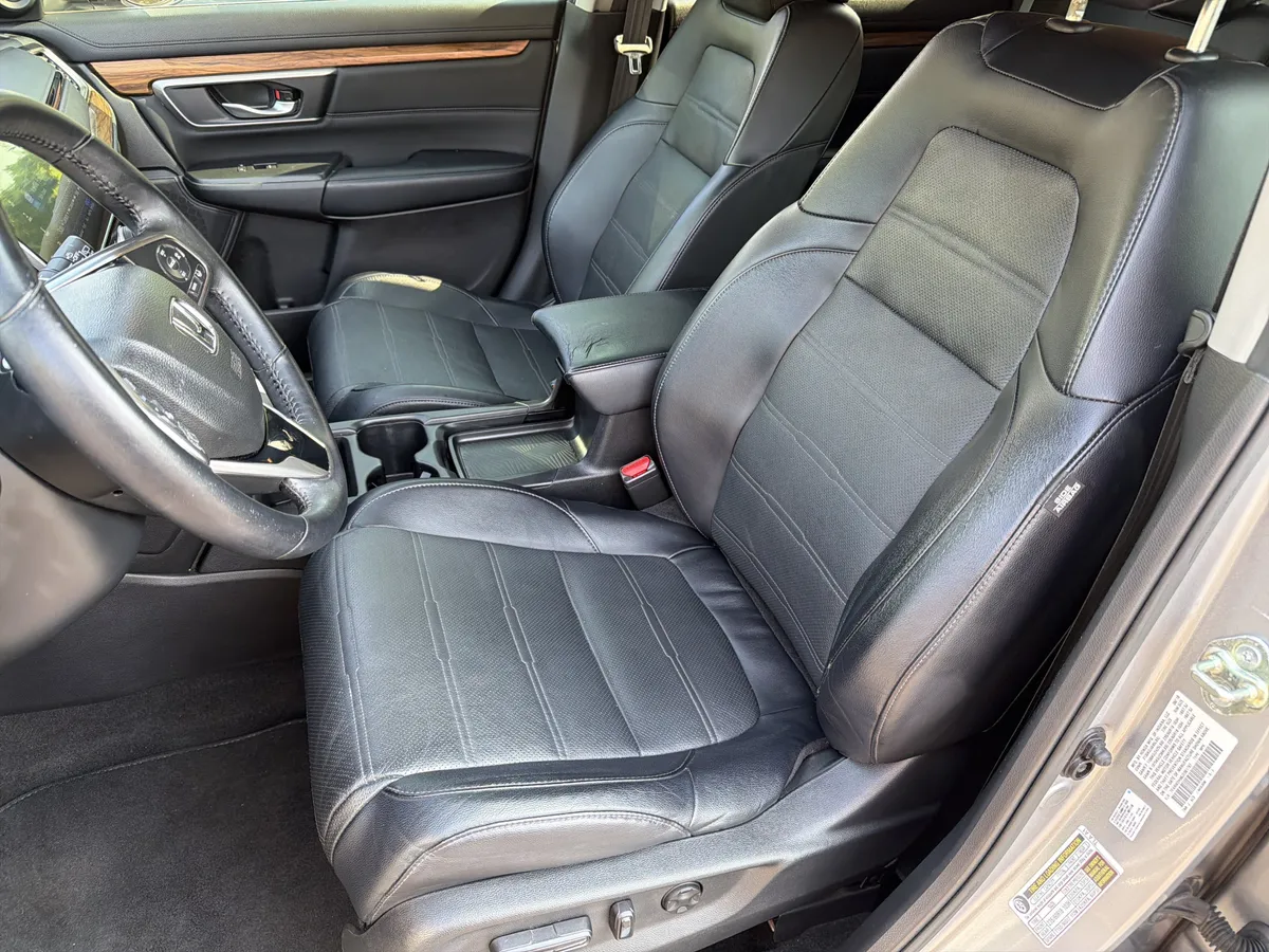 2018 Honda CR-V Touring thumbnail 17