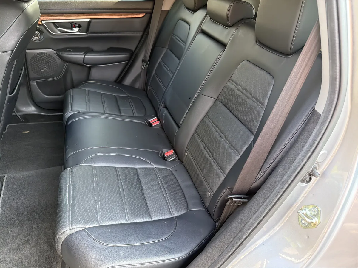 2018 Honda CR-V Touring thumbnail 19