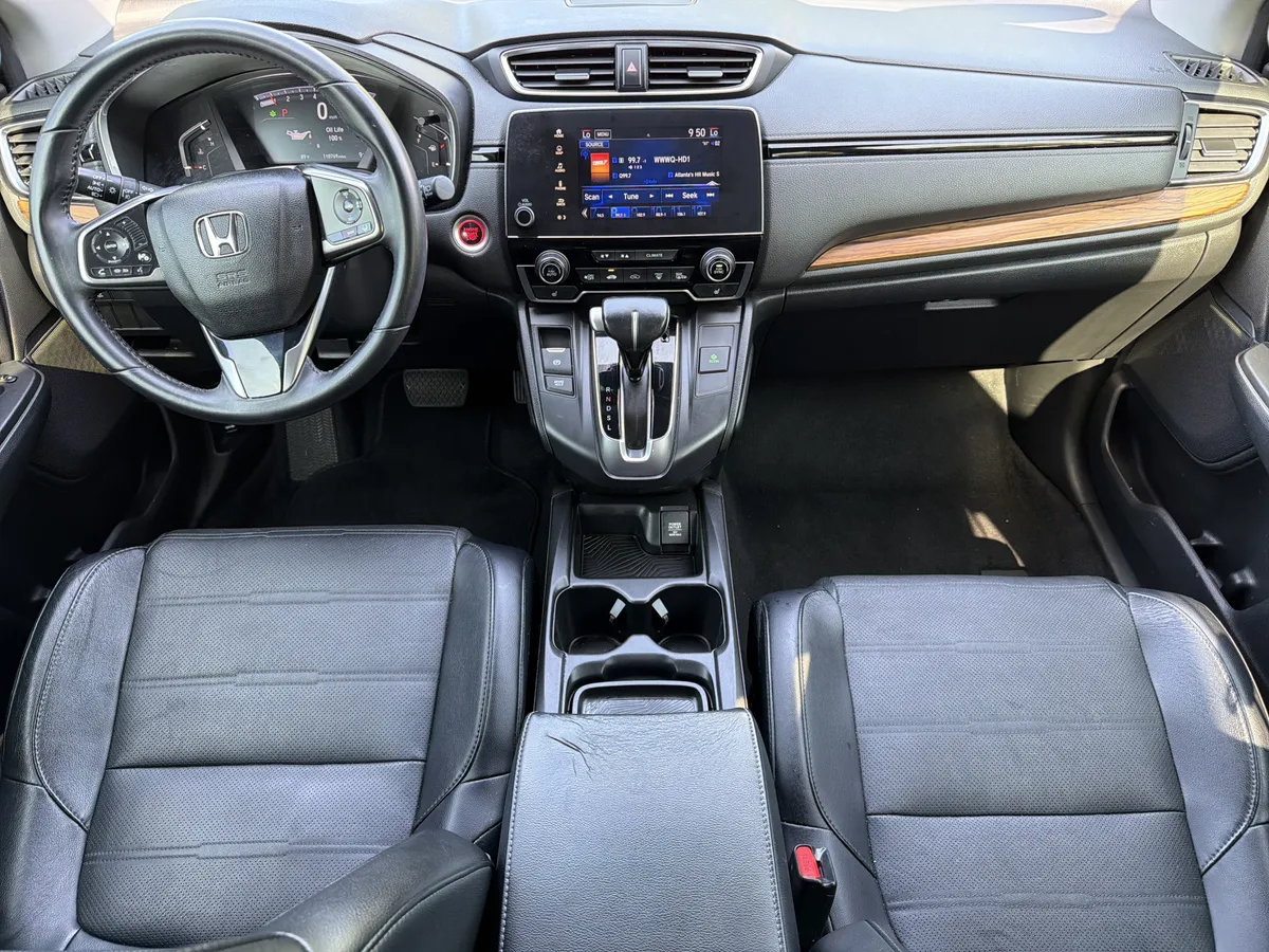 2018 Honda CR-V Touring thumbnail 3