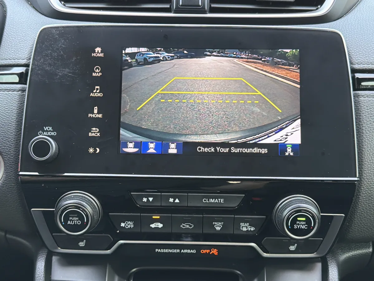 2018 Honda CR-V Touring thumbnail 6