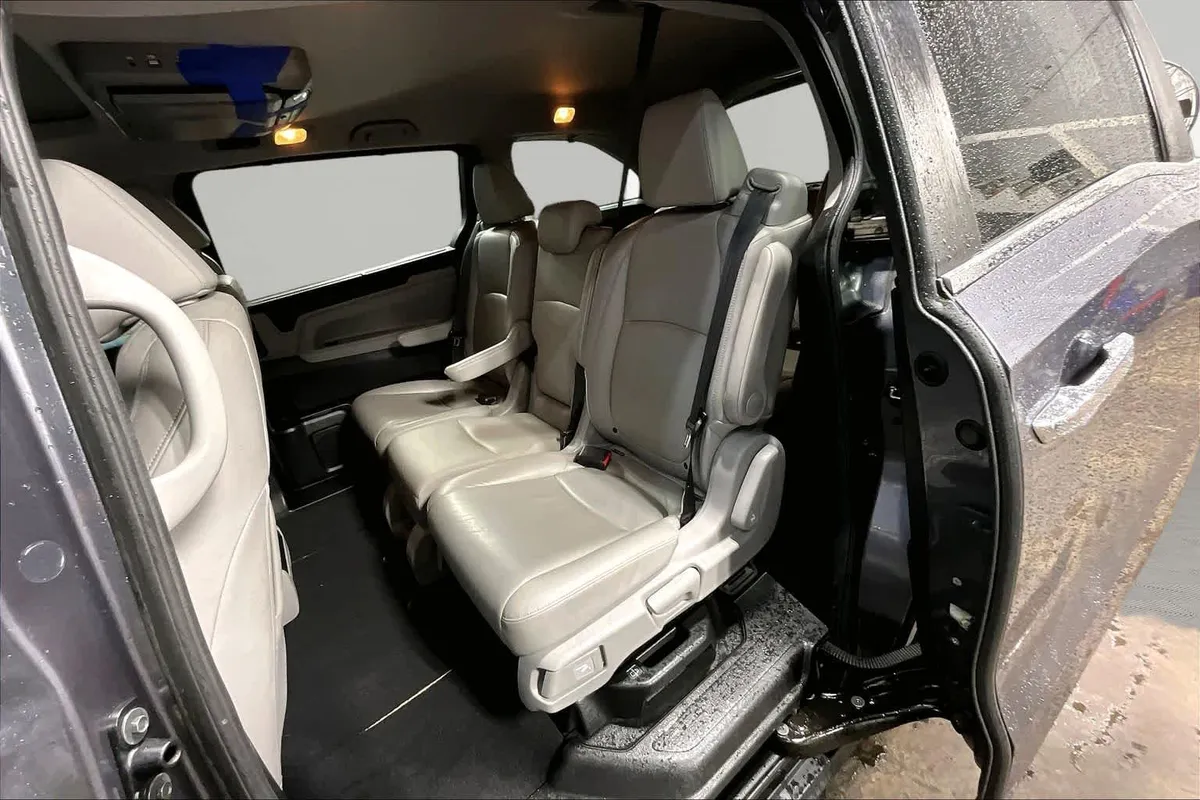 2018 Honda Odyssey EX-L thumbnail 20