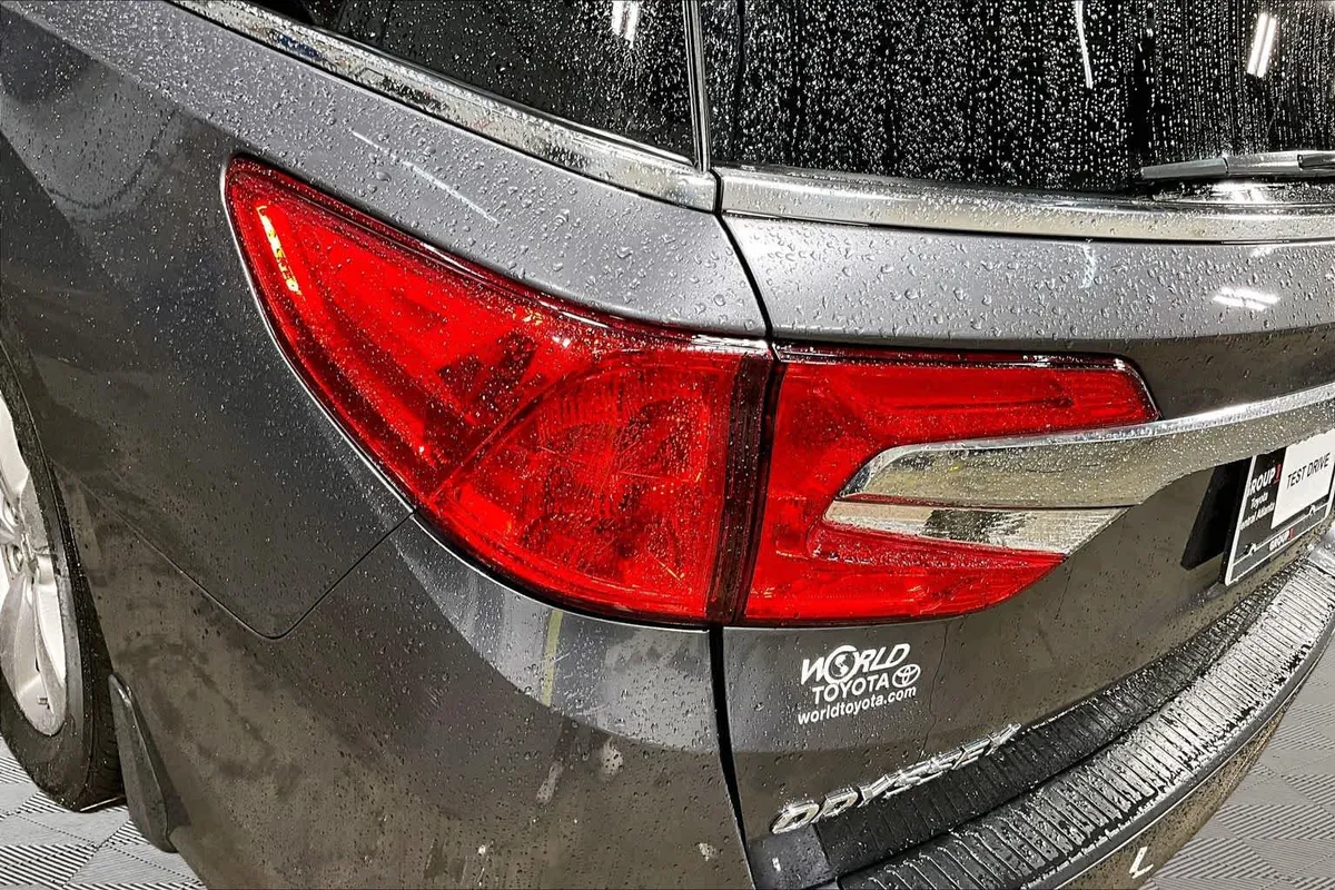 2018 Honda Odyssey EX-L thumbnail 28