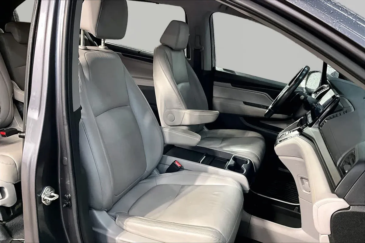2018 Honda Odyssey EX-L thumbnail 9