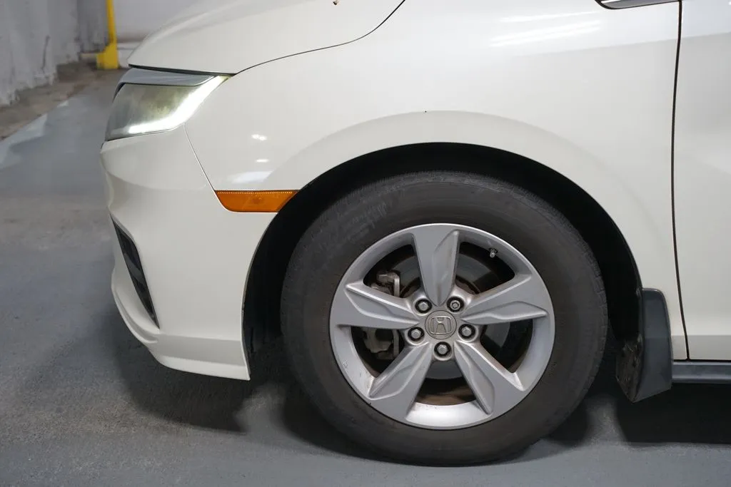 2018 Honda Odyssey EX-L thumbnail 5