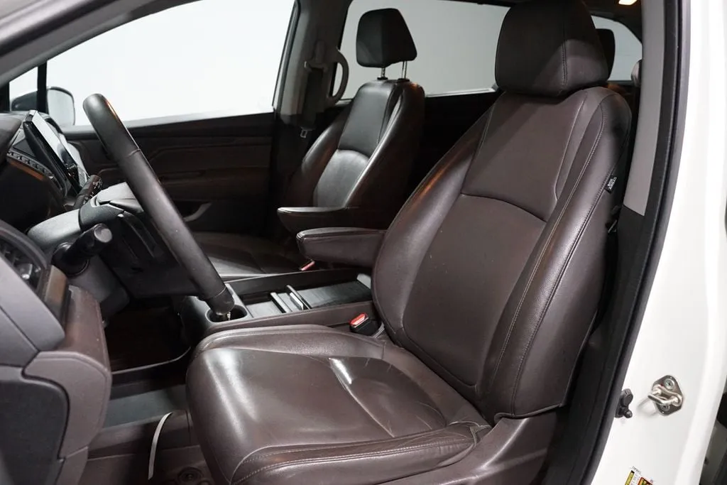2018 Honda Odyssey EX-L thumbnail 6