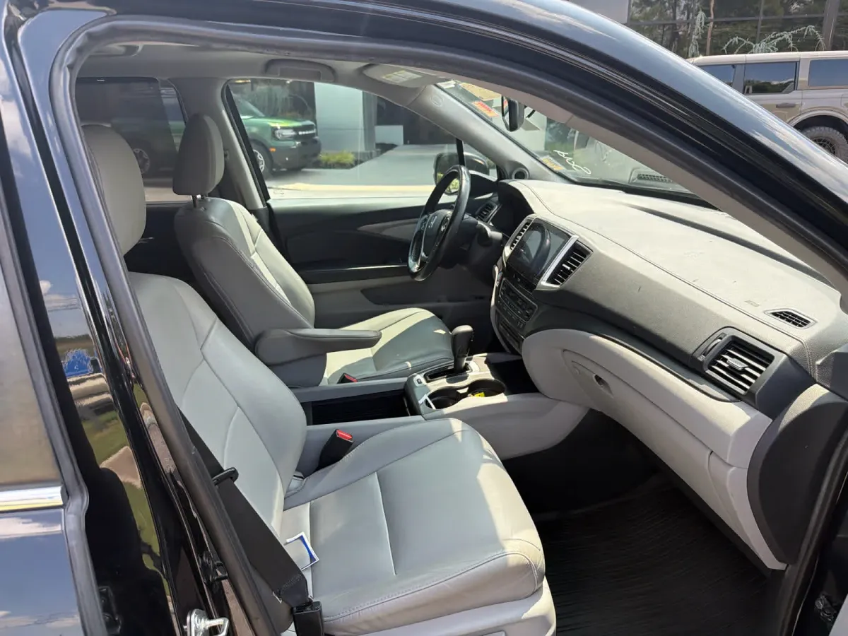 2018 Honda Pilot EX-L thumbnail 3