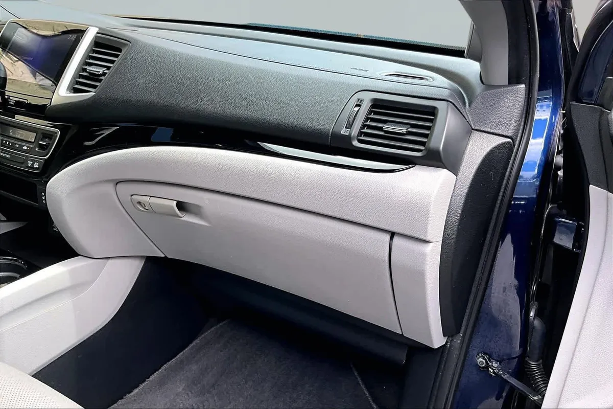 2018 Honda Ridgeline RTL-E thumbnail 18