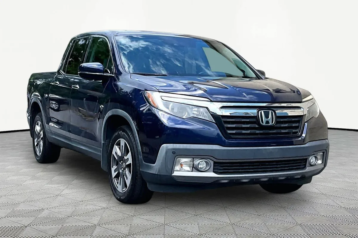 2018 Honda Ridgeline RTL-E thumbnail 2