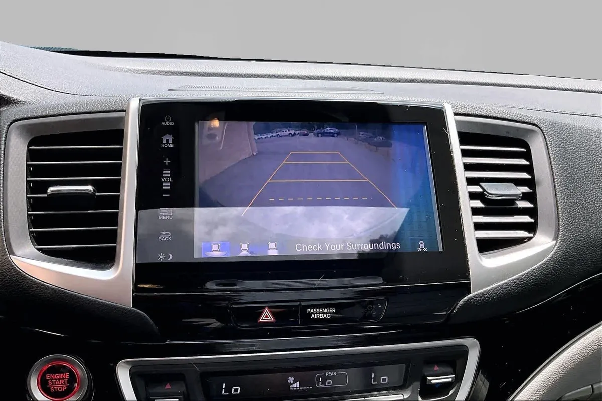2018 Honda Ridgeline RTL-E thumbnail 26