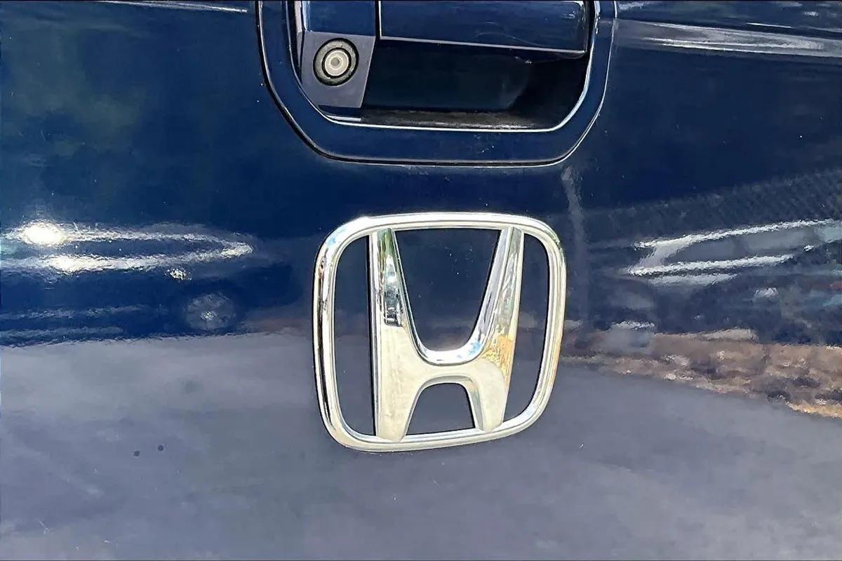 2018 Honda Ridgeline RTL-E thumbnail 30