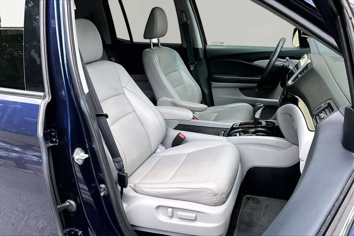 2018 Honda Ridgeline RTL-E thumbnail 8