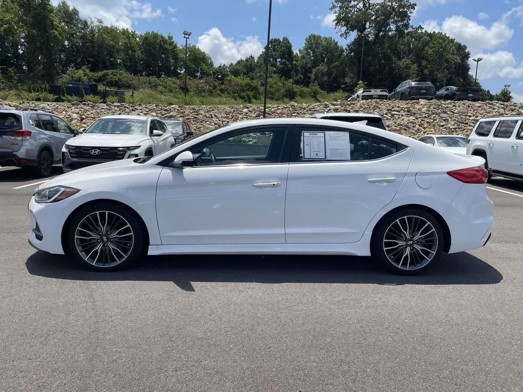 2018 Hyundai Elantra Sport thumbnail 6
