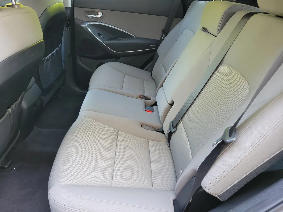 2018 Hyundai Santa Fe Sport 2.4L thumbnail 12