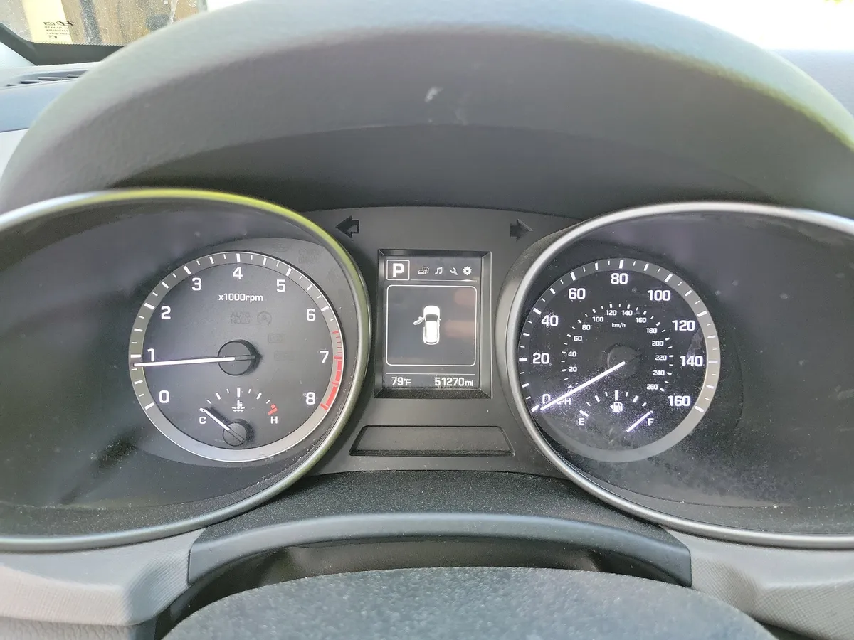 2018 Hyundai Santa Fe Sport 2.4L thumbnail 23