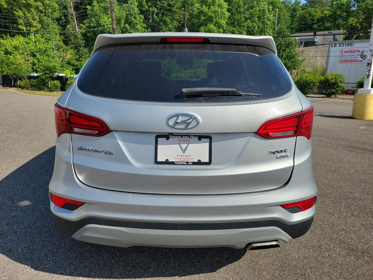 2018 Hyundai Santa Fe Sport 2.4L thumbnail 6