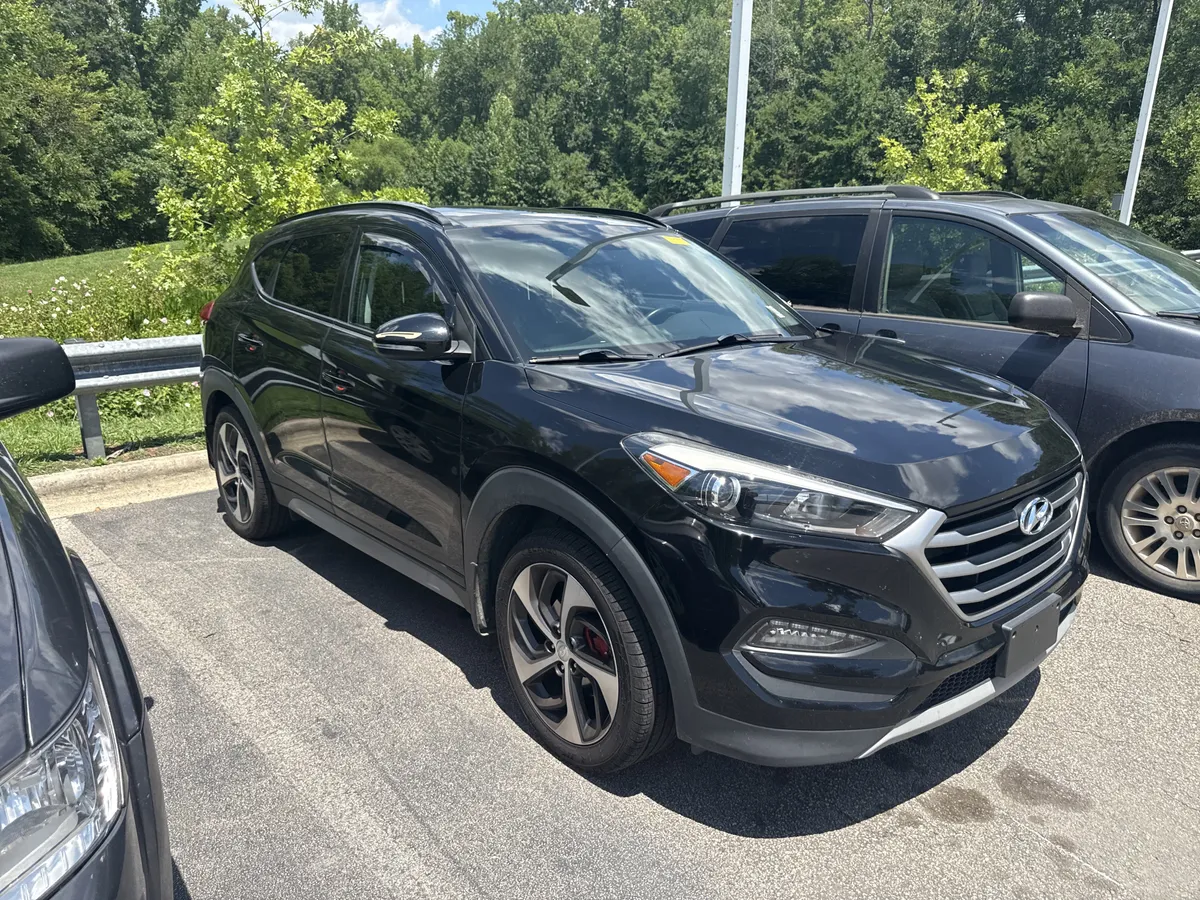 2018 Hyundai Tucson Value thumbnail 4