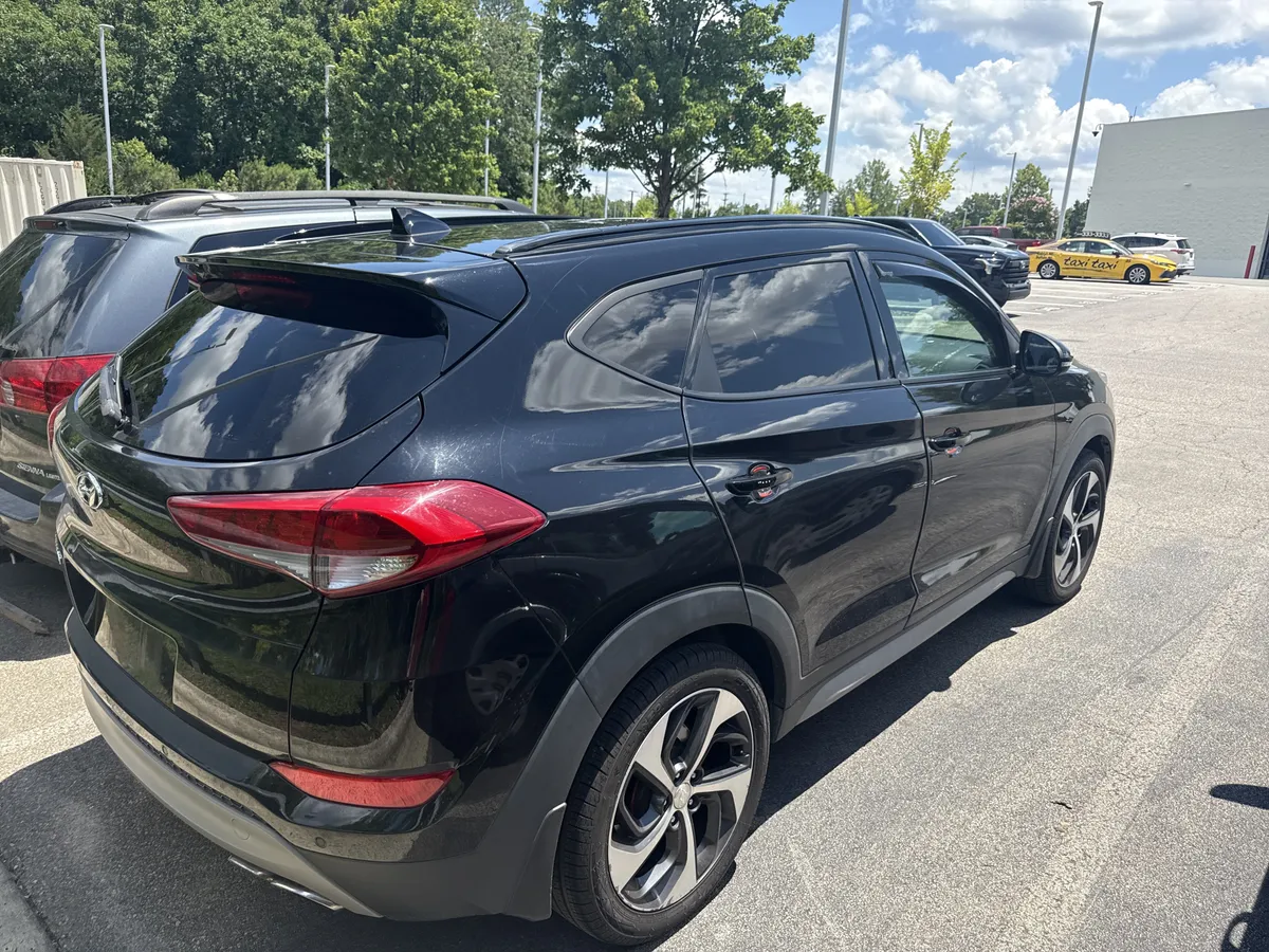 2018 Hyundai Tucson Value thumbnail 5