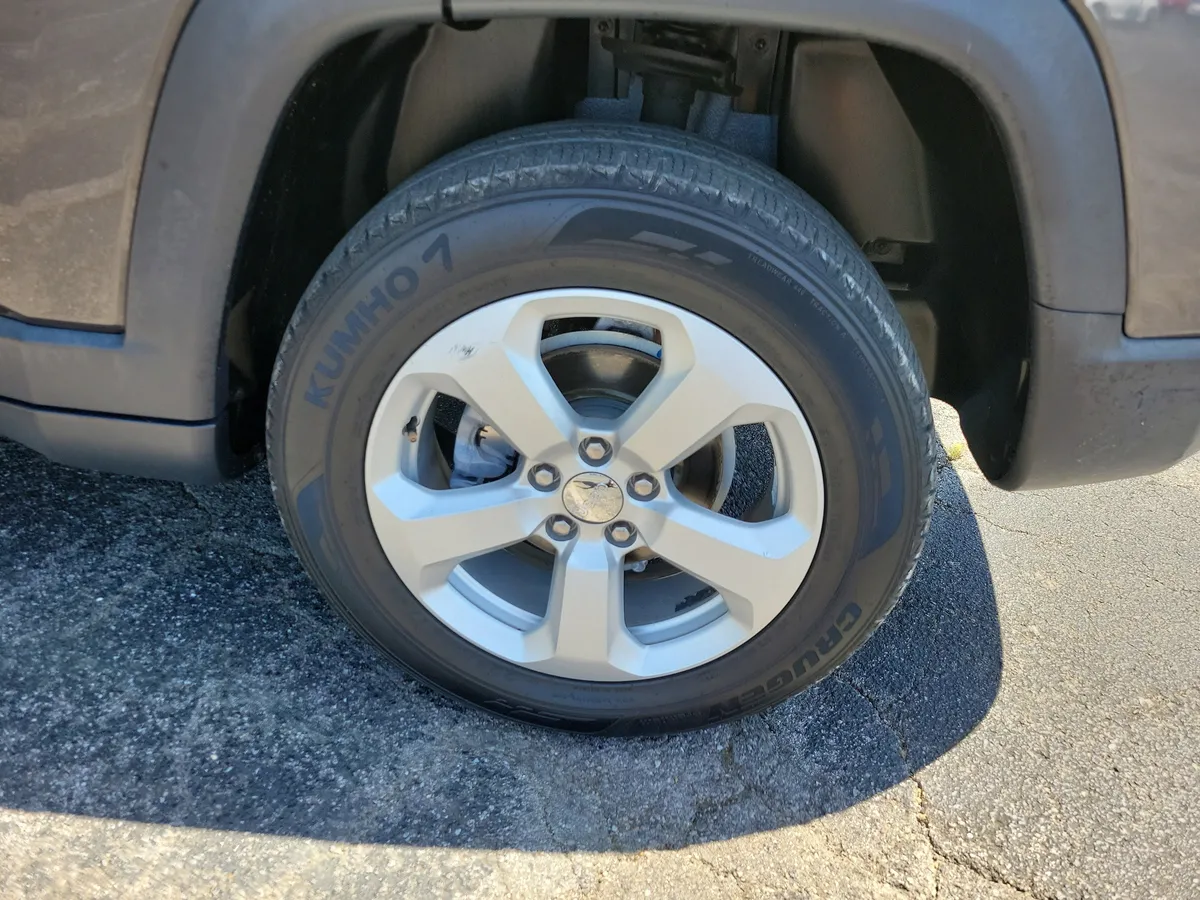 2018 Jeep Compass Latitude 4x4 thumbnail 26