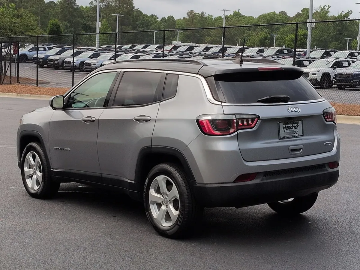2018 Jeep Compass Latitude thumbnail 7