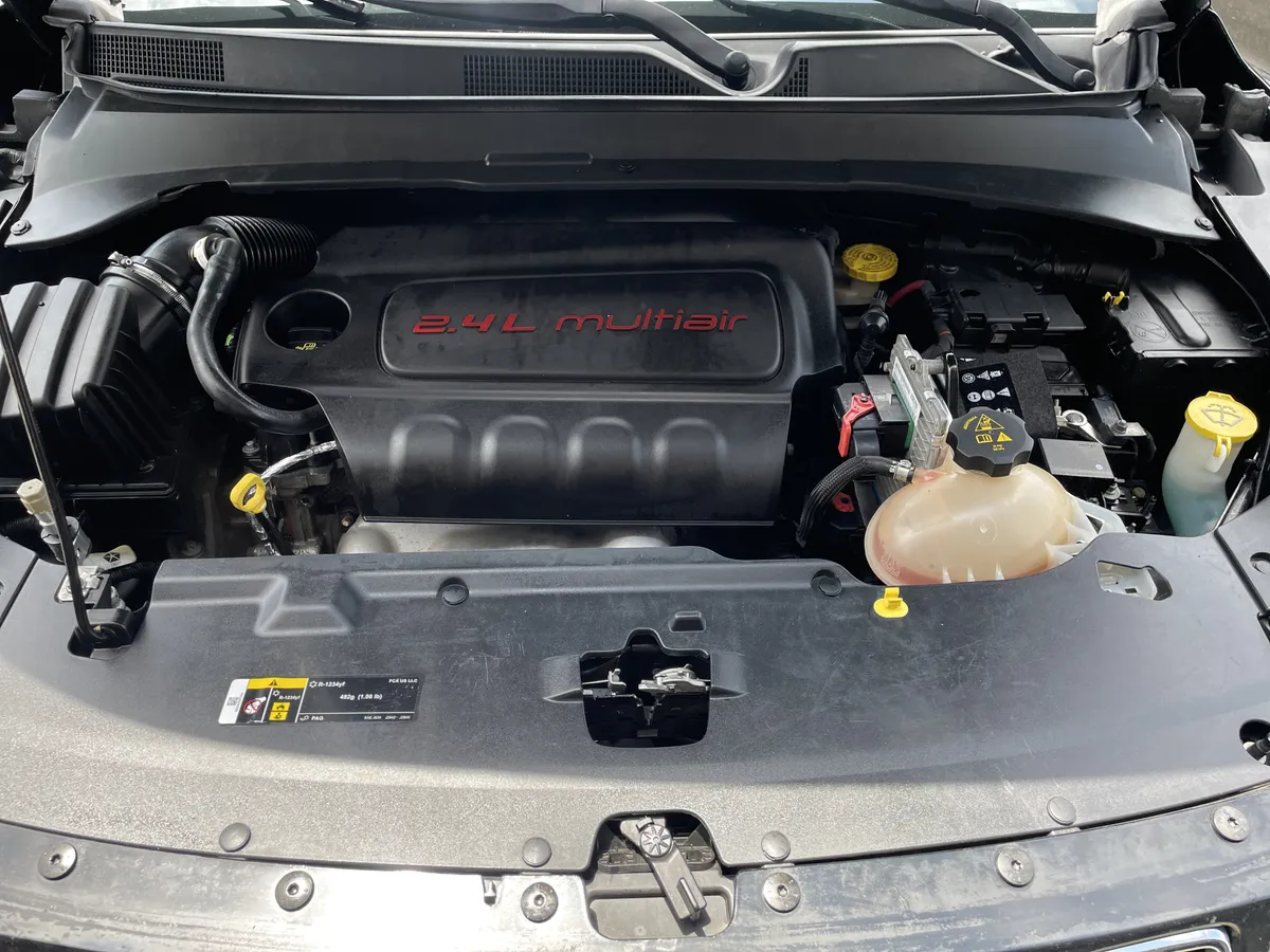 2018 Jeep Compass Sport thumbnail 31