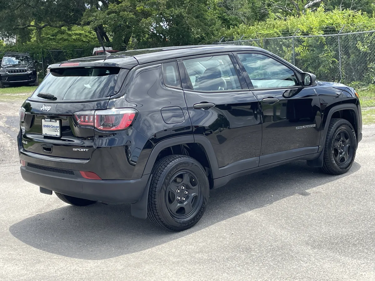 2018 Jeep Compass Sport thumbnail 9