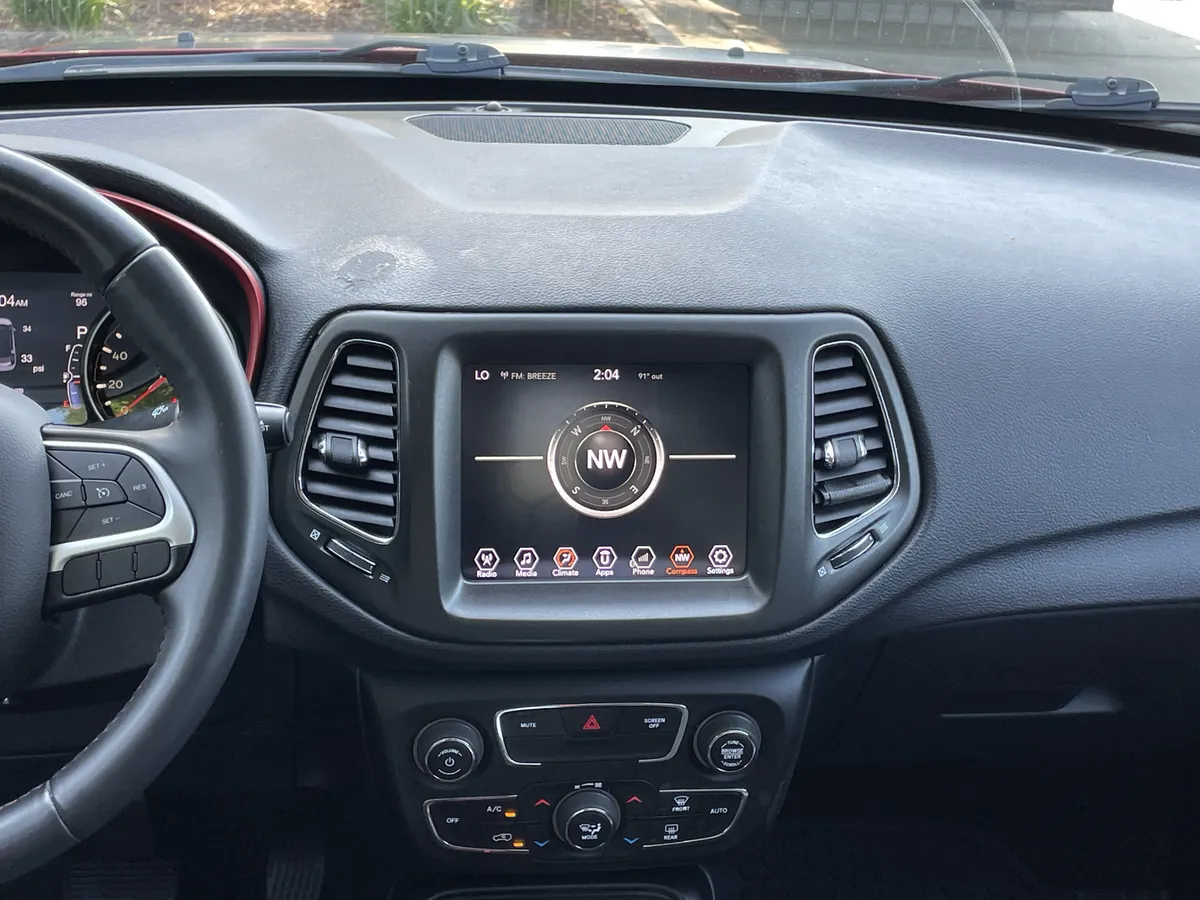 2018 Jeep Compass Trailhawk thumbnail 28