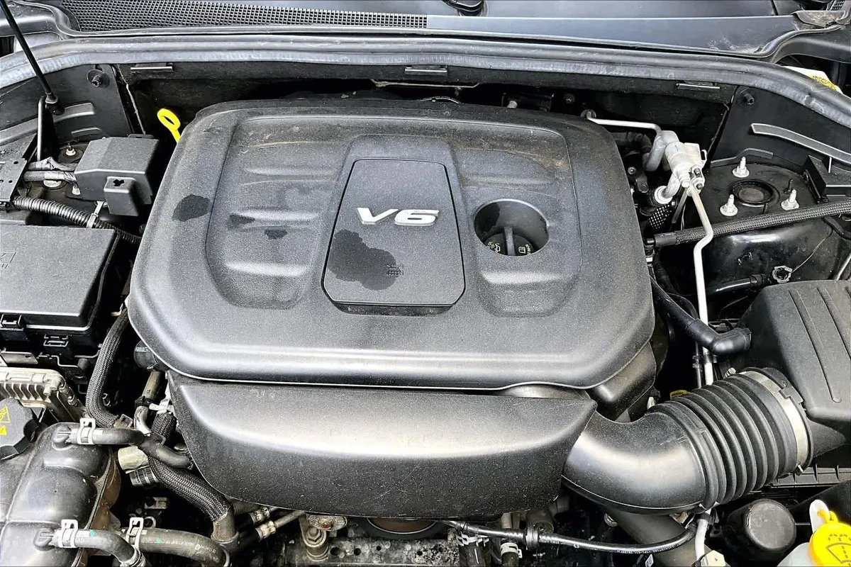 2018 Jeep Grand Cherokee Altitude thumbnail 33