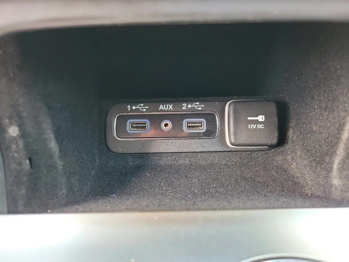2018 Jeep Grand Cherokee Laredo RWD thumbnail 12