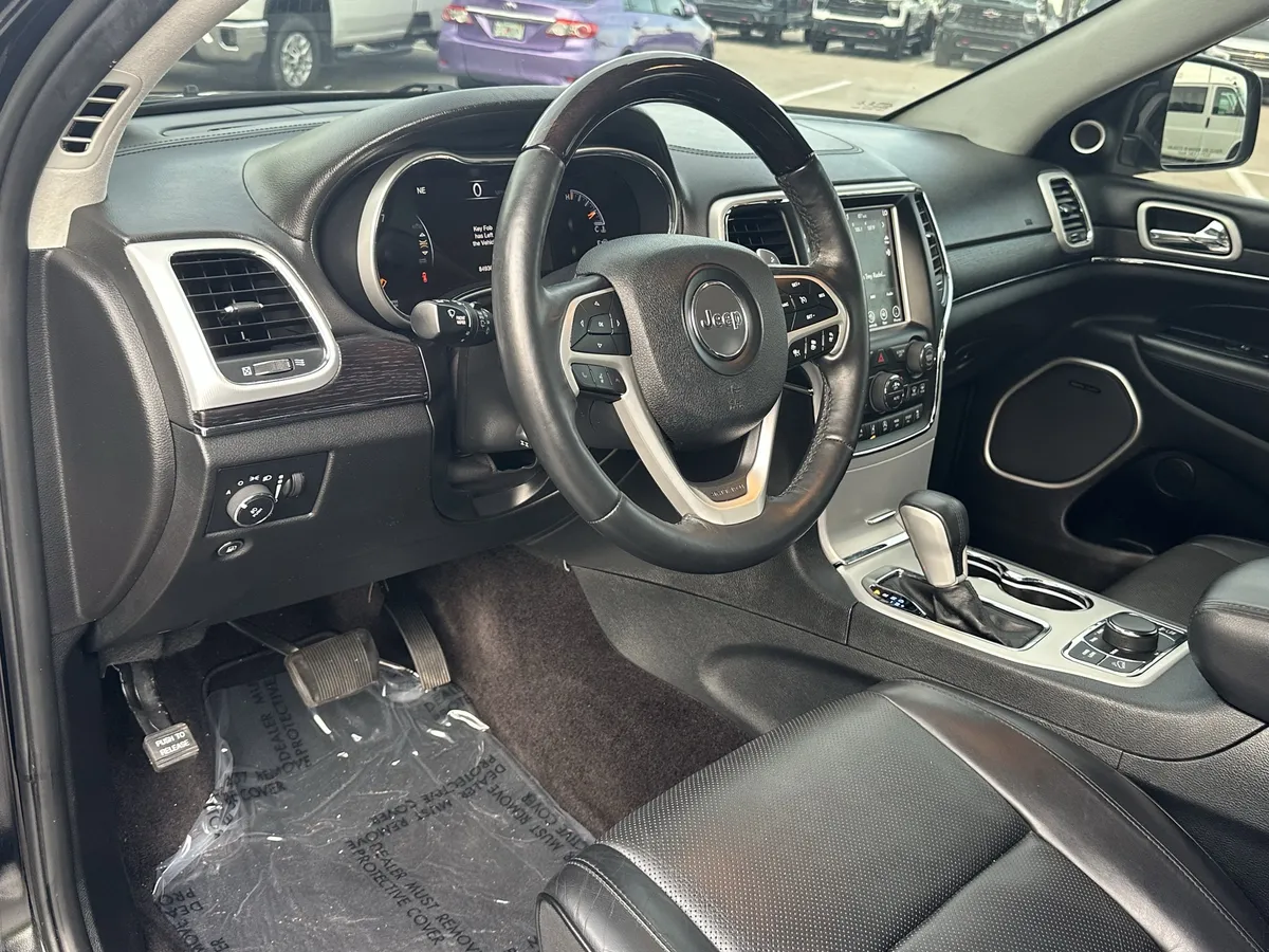 2018 Jeep Grand Cherokee Summit thumbnail 15