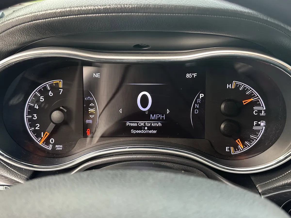 2018 Jeep Grand Cherokee Summit thumbnail 22
