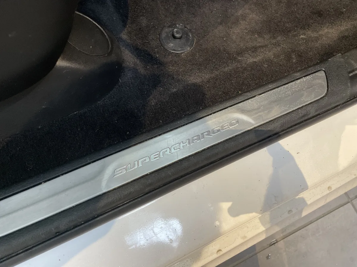 2018 Jeep Grand Cherokee Trackhawk thumbnail 38