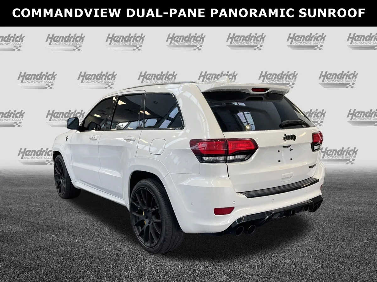 2018 Jeep Grand Cherokee Trackhawk thumbnail 7