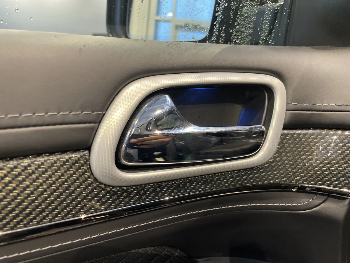 2018 Jeep Grand Cherokee Trackhawk thumbnail 16