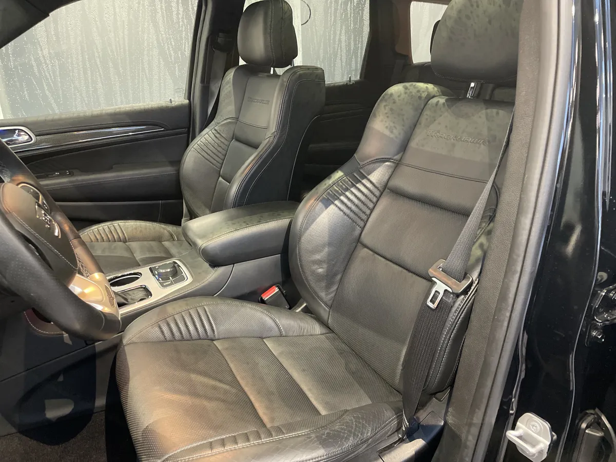 2018 Jeep Grand Cherokee Trackhawk thumbnail 19