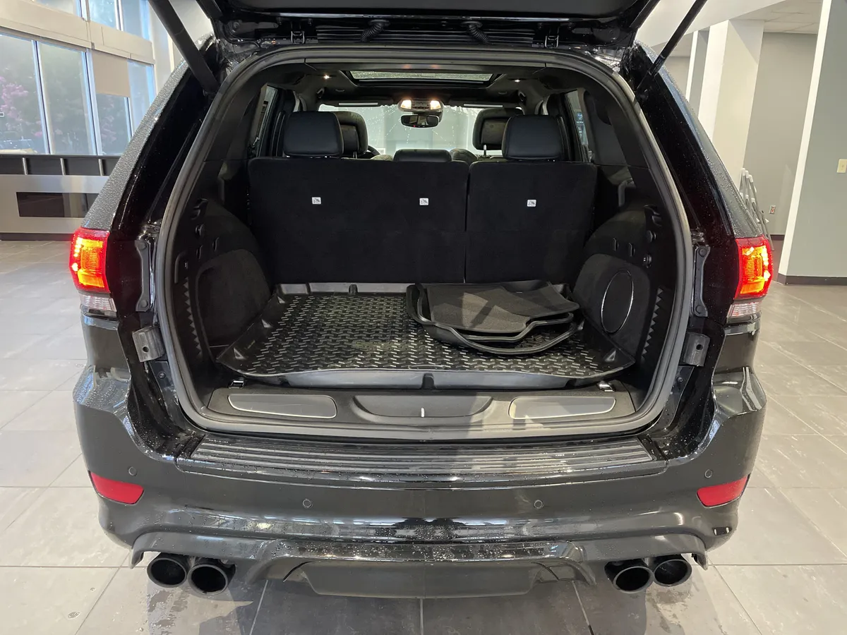 2018 Jeep Grand Cherokee Trackhawk thumbnail 38