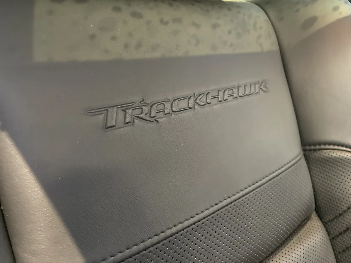 2018 Jeep Grand Cherokee Trackhawk thumbnail 40