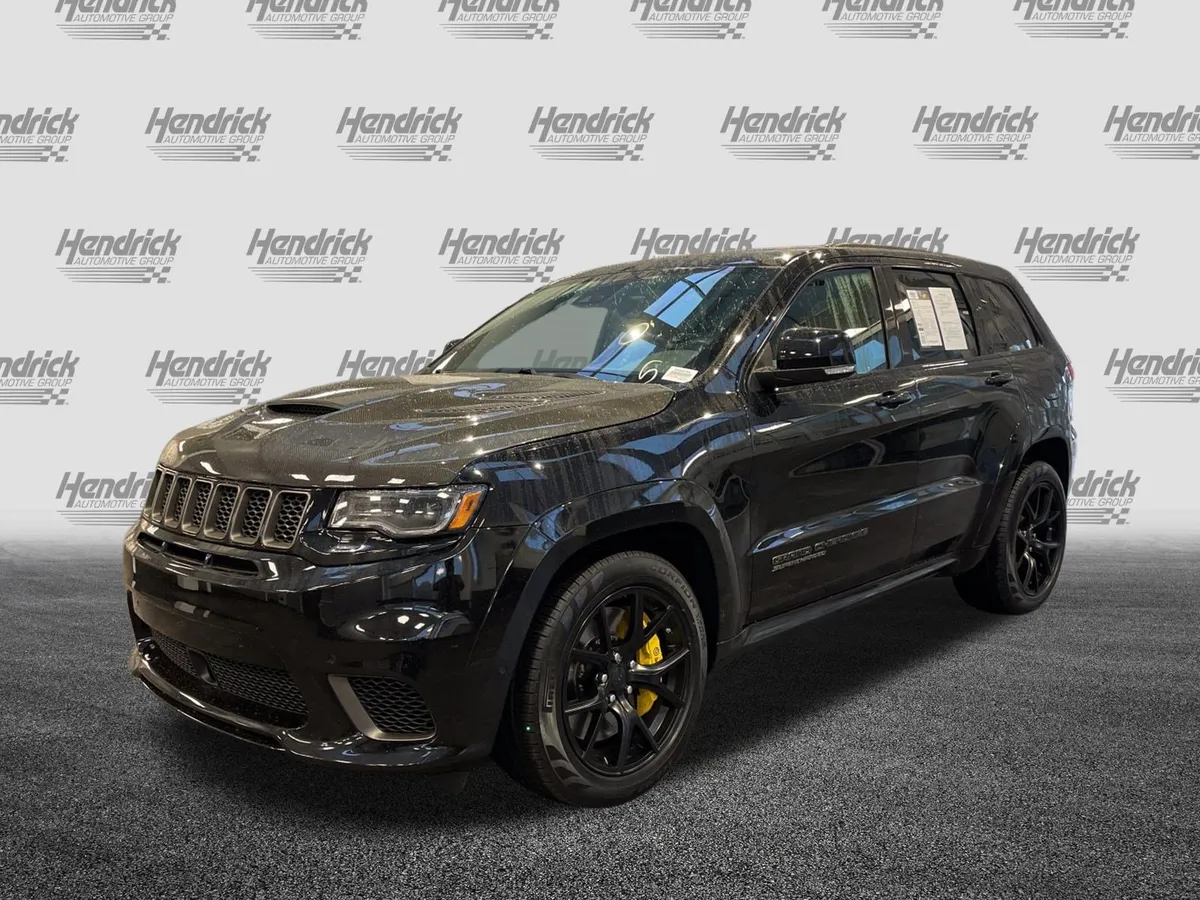 2018 Jeep Grand Cherokee Trackhawk thumbnail 5