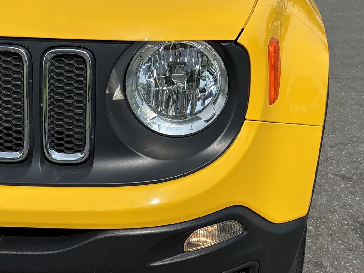 2018 Jeep Renegade Sport thumbnail 11