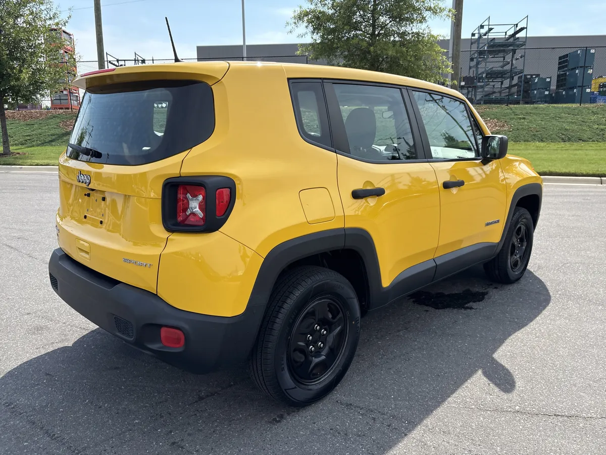 2018 Jeep Renegade Sport thumbnail 9