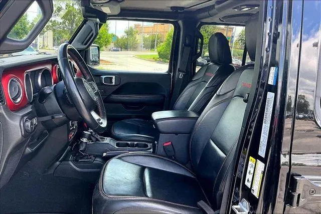 2018 Jeep Wrangler Unlimited Rubicon thumbnail 18