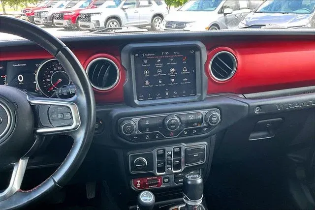 2018 Jeep Wrangler Unlimited Rubicon thumbnail 9