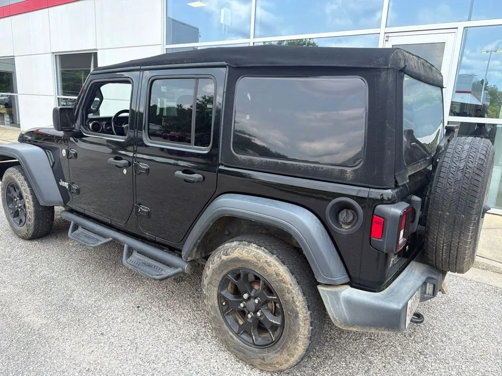 2018 Jeep Wrangler Unlimited Sport S thumbnail 2