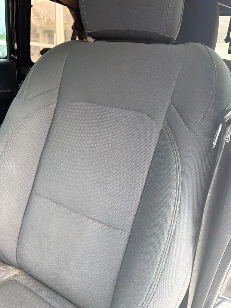 2018 Jeep Wrangler Unlimited Sport S thumbnail 5