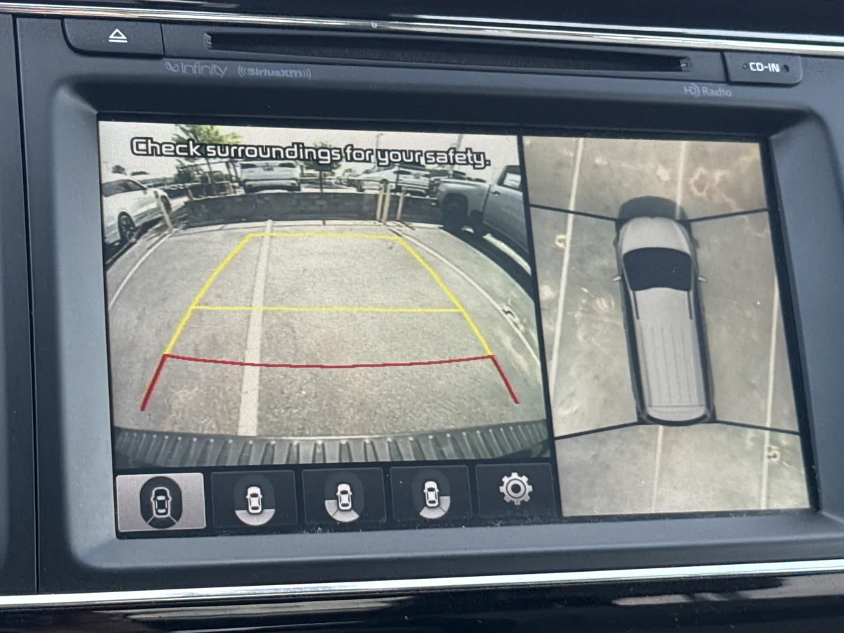2018 Kia Sedona SX-L thumbnail 24
