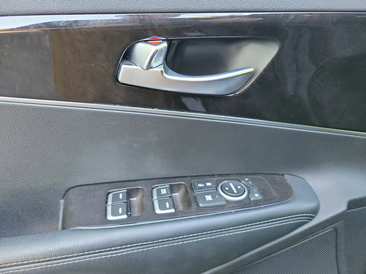 2018 Kia Sorento 2.4L LX thumbnail 24