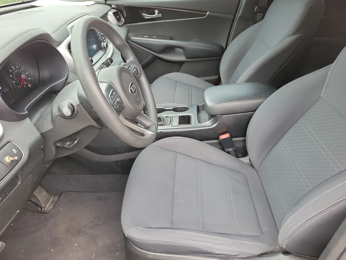 2018 Kia Sorento 2.4L LX thumbnail 10