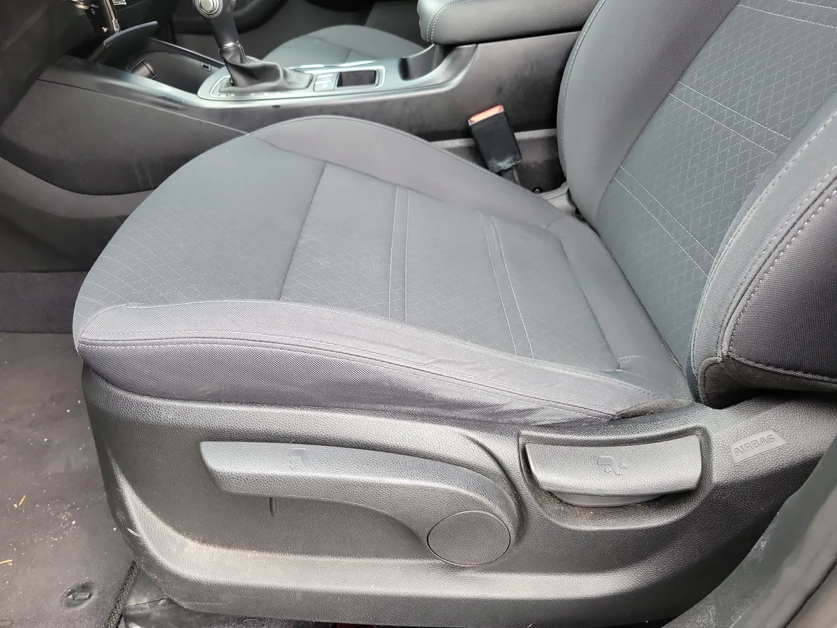 2018 Kia Sorento 2.4L LX thumbnail 12